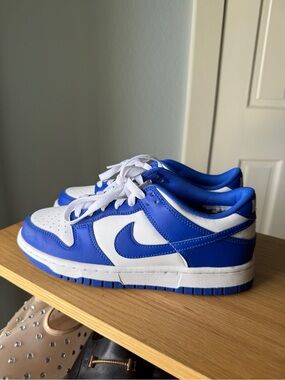 Nike Dunk Low Hyper Royal